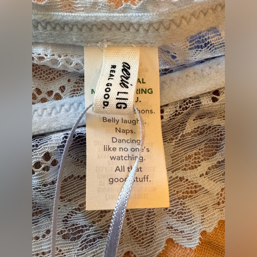 NWT aerie lace bralette, size L - Picture 9 of 9